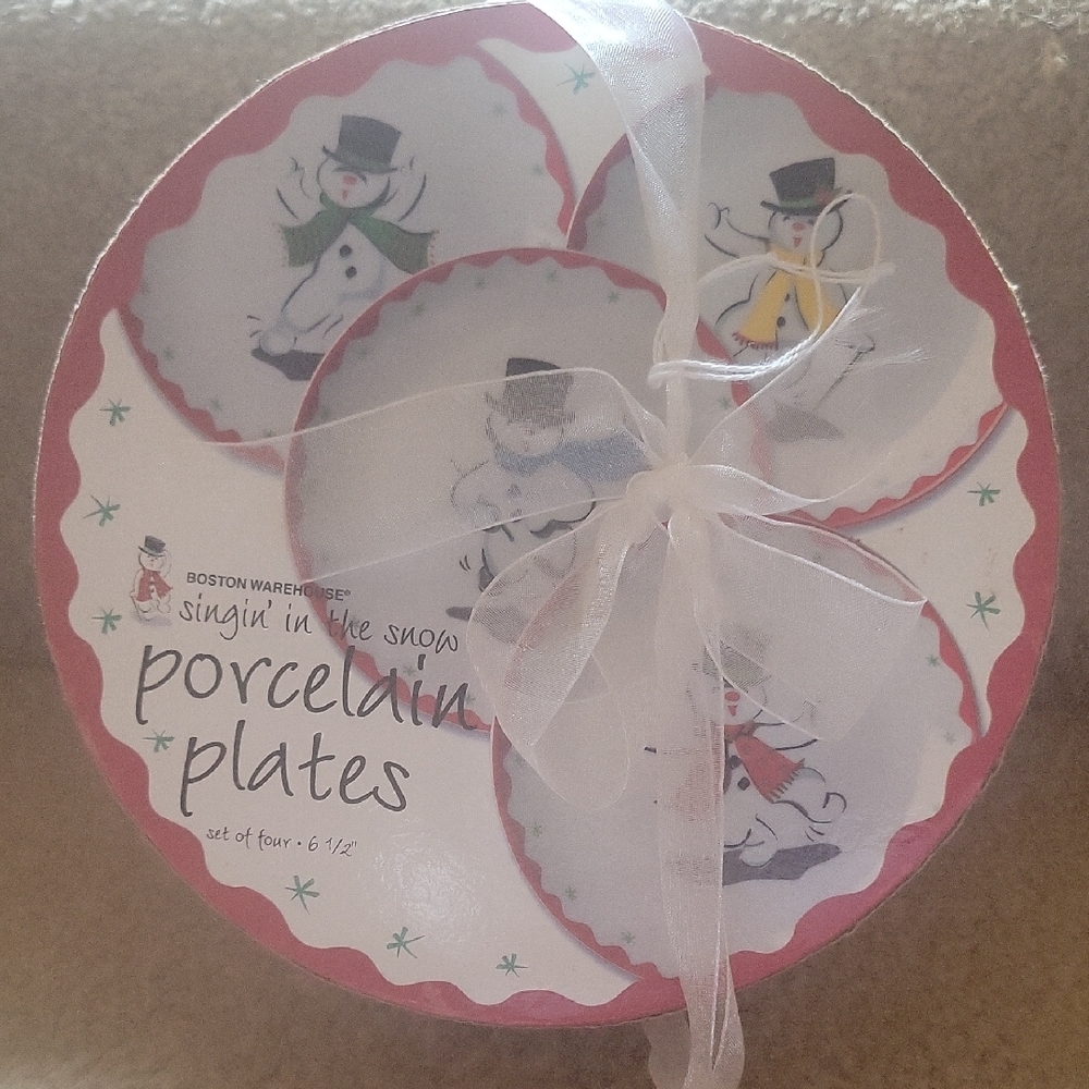 Boston Warehouse Snowman Porcelain Plates "singing in the snow"